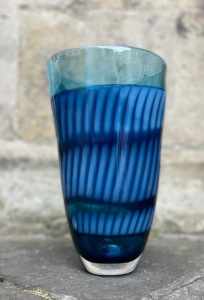 Stephen Williamson cornflower and blues glassblower vase